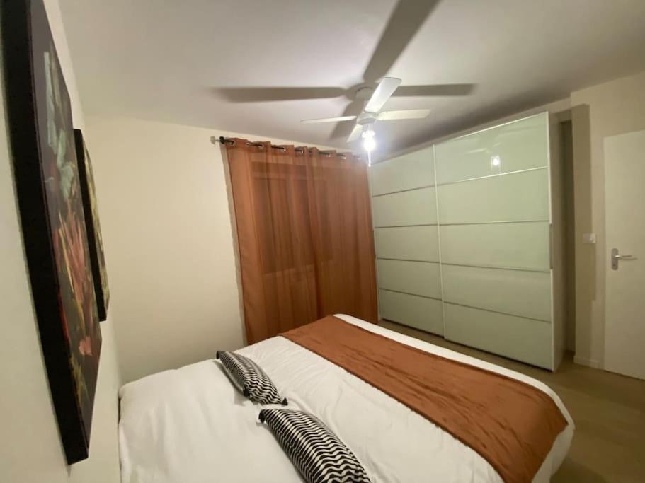 Appartement T2 Spacieux Et Equipe Mions Eksteriør bilde
